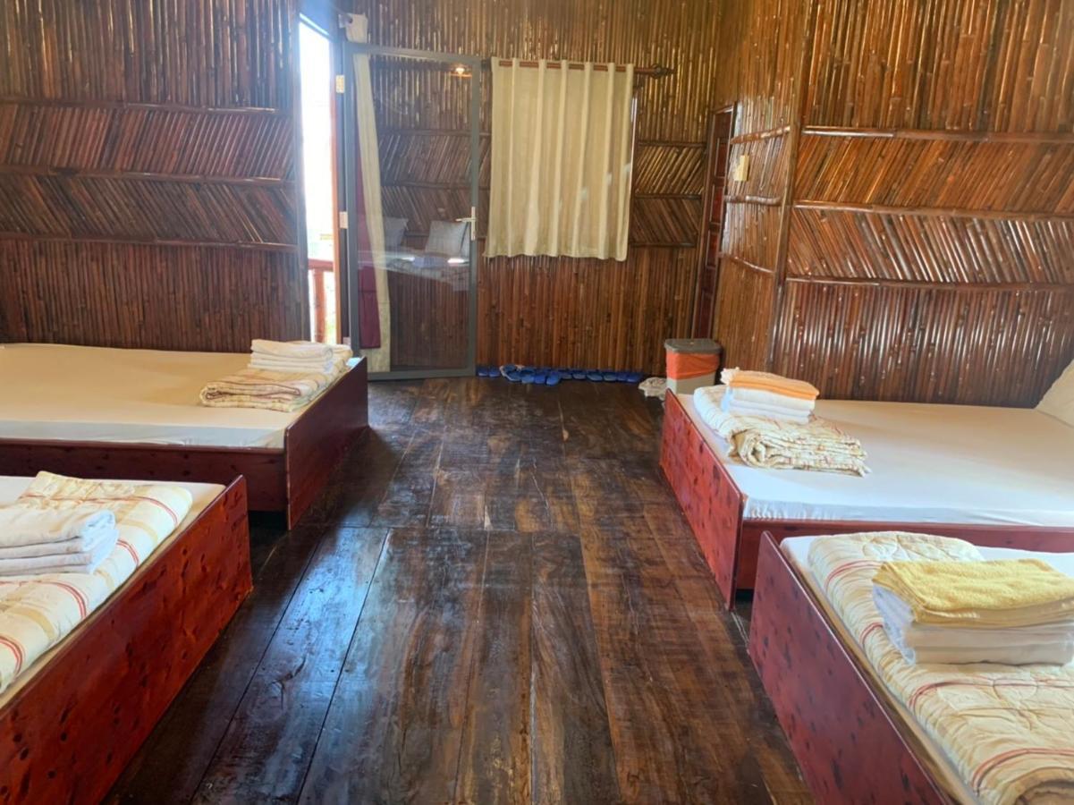 Bungalow - Homestay Lang Be Ben Tre ภายนอก รูปภาพ