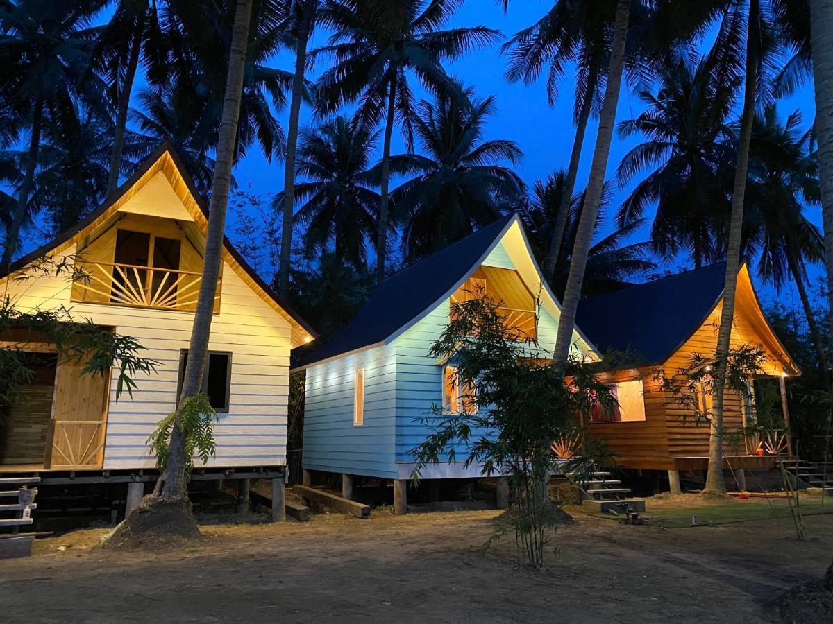 Bungalow - Homestay Lang Be Ben Tre ภายนอก รูปภาพ