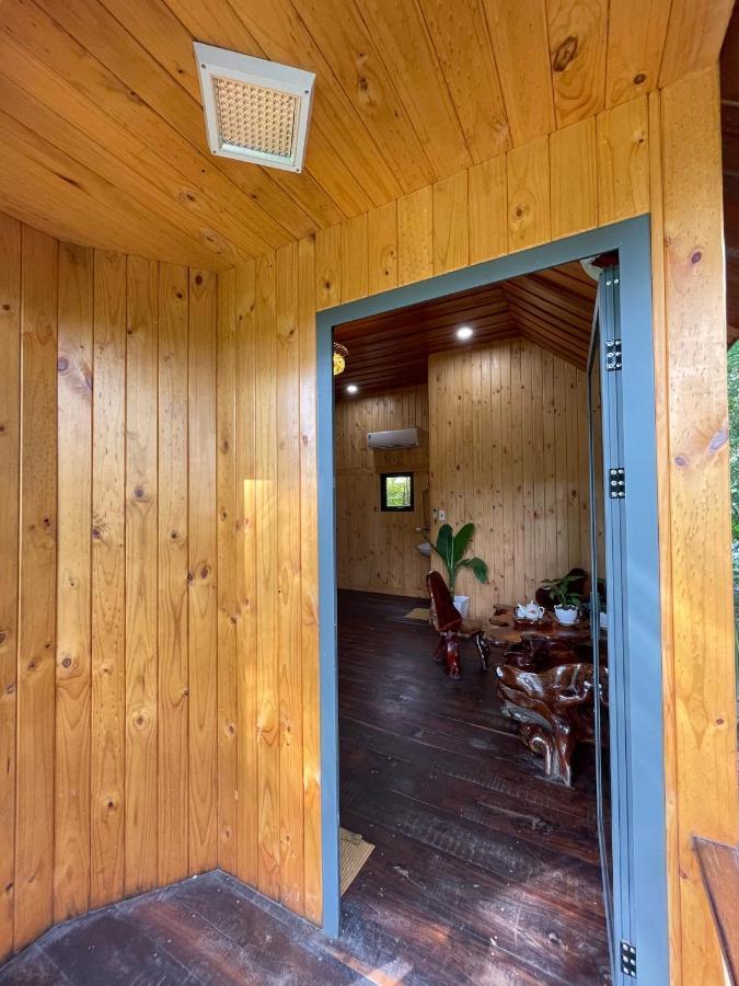 Bungalow - Homestay Lang Be Ben Tre ภายนอก รูปภาพ